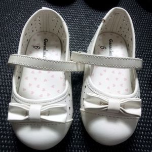 Four pairs toddler size 6 dress shoes